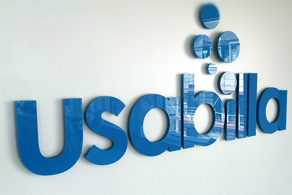 Gevelletters in kantoor bij Usabilla.